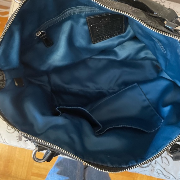 Coach purse - Picture 3 of 3